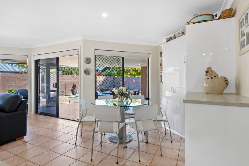 Photo - 10 Grande Terrace, Helensvale QLD 4212 - Image 6