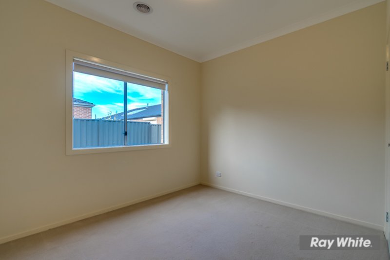 Photo - 10 Granya Street, Tarneit VIC 3029 - Image 15