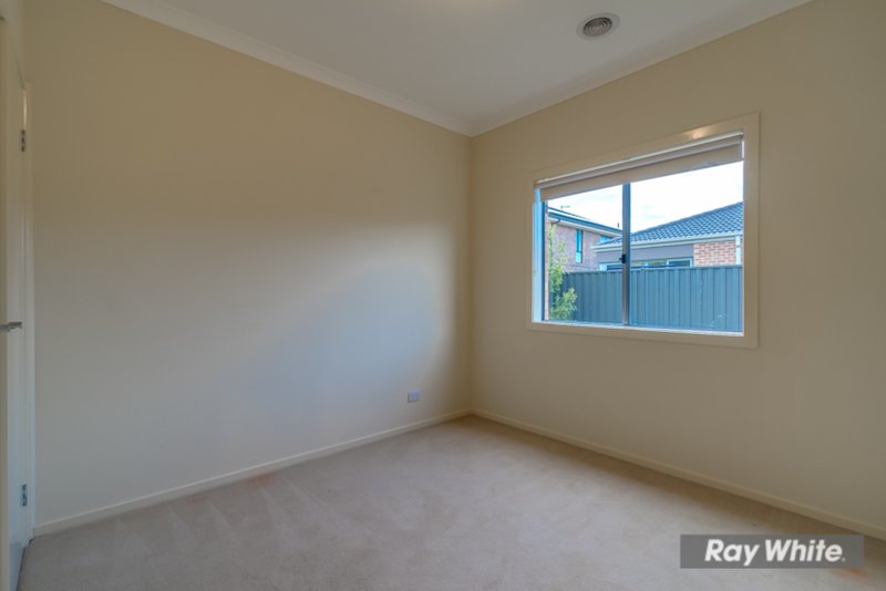 Photo - 10 Granya Street, Tarneit VIC 3029 - Image 16