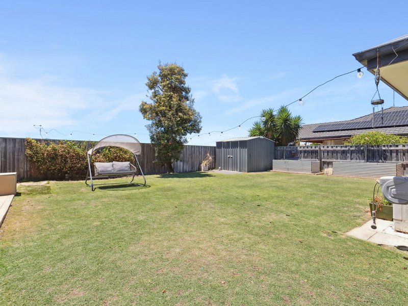 Photo - 10 Grasshill Grange, Halls Head WA 6210 - Image 23