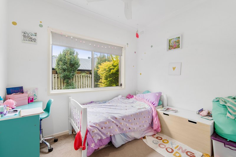 Photo - 10 Greenbank Circuit, Carrara QLD 4211 - Image 7
