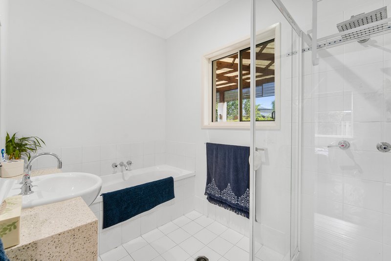 Photo - 10 Greenbank Circuit, Carrara QLD 4211 - Image 9