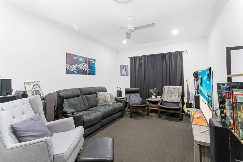 Photo - 10 Greenhaven Circuit, Narangba QLD 4504 - Image 2