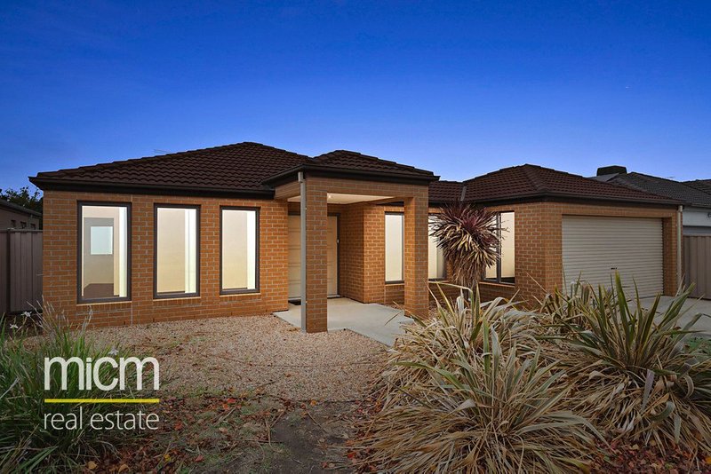 10 Grenache Street, Point Cook VIC 3030