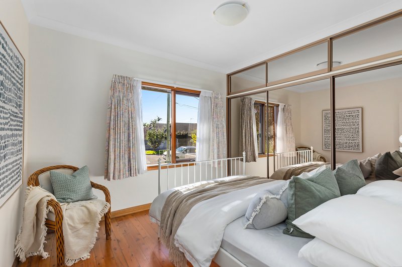 Photo - 10 Grevillea Street, Collaroy Plateau NSW 2097 - Image 11