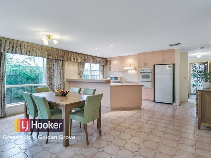 Photo - 10 Grosvenor Place, Wynn Vale SA 5127 - Image 4