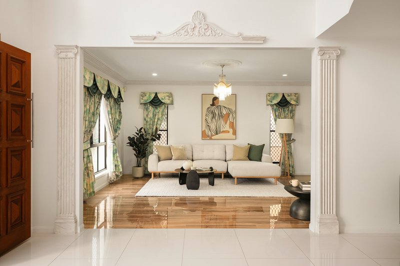 Photo - 10 Gumdale Place, Sunnybank Hills QLD 4109 - Image 5