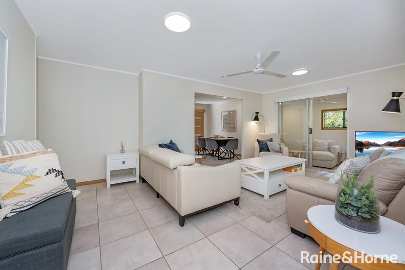 Photo - 10 Gustav Court, Nelly Bay QLD 4819 - Image 3