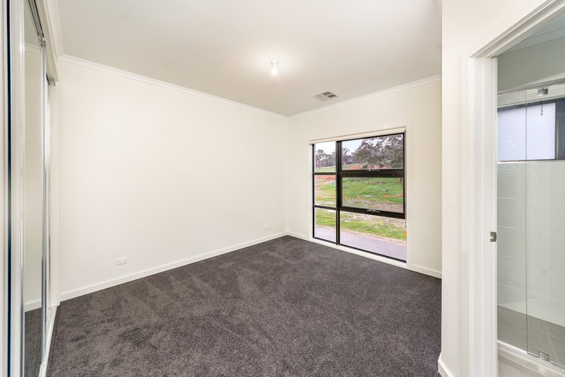 Photo - 10 Hackney Link, Mount Barker SA 5251 - Image 4