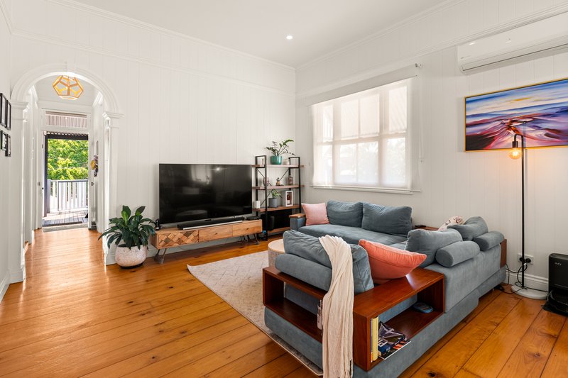 Photo - 10 Haig Road, Milton QLD 4064 - Image 3