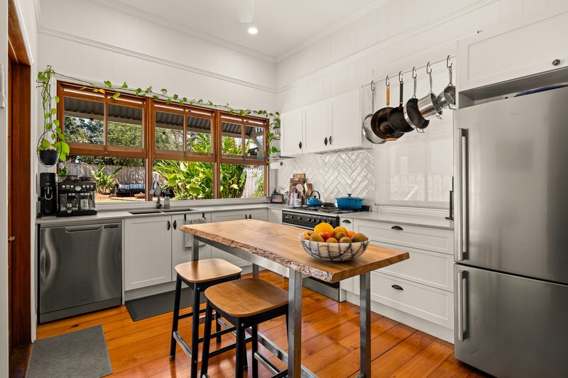 Photo - 10 Haig Road, Milton QLD 4064 - Image 6