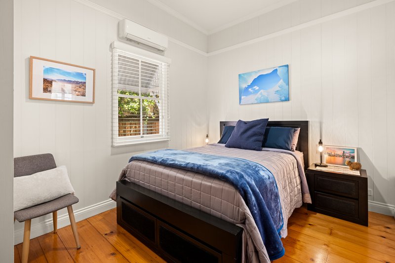Photo - 10 Haig Road, Milton QLD 4064 - Image 11