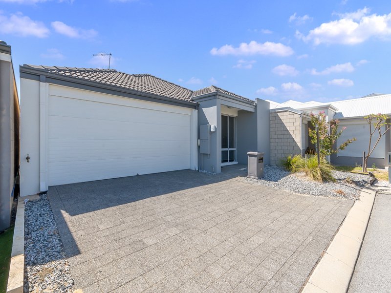 Photo - 10 Haley Mews, Baldivis WA 6171 - Image 2