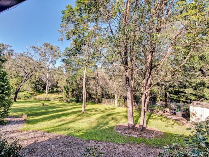 Photo - 10 Hallett Avenue, Camira QLD 4300 - Image 19