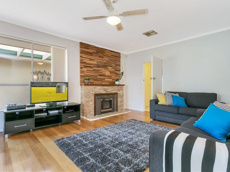 Photo - 10 Hams Road, Flagstaff Hill SA 5159 - Image 2