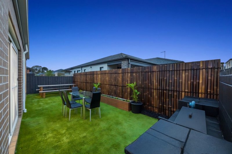 Photo - 10 Hanley Street, Mernda VIC 3754 - Image 11