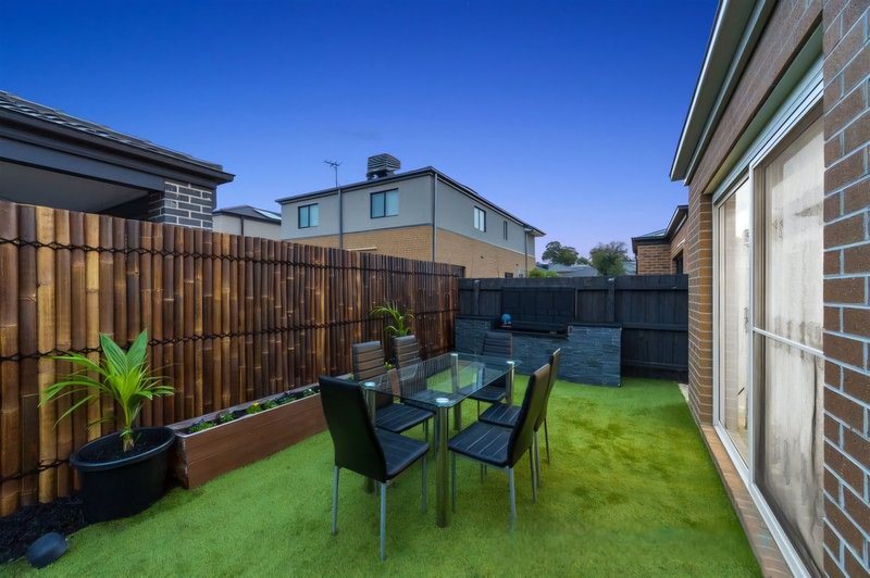 Photo - 10 Hanley Street, Mernda VIC 3754 - Image 12