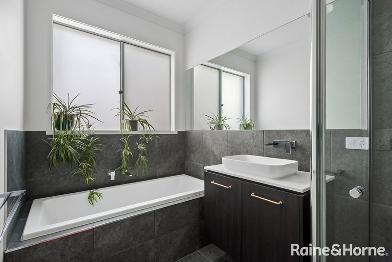 Photo - 10 Hanrahan Street, Gisborne VIC 3437 - Image 14