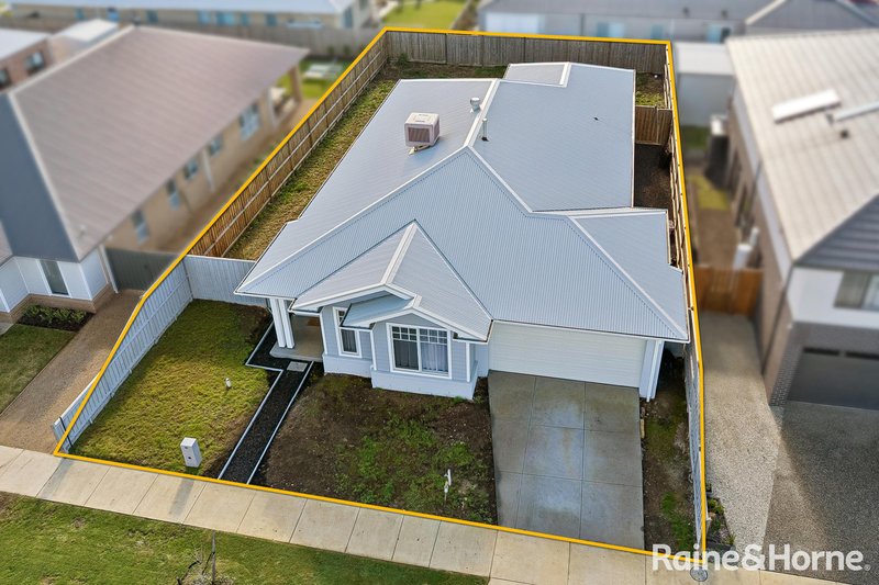 Photo - 10 Hanrahan Street, Gisborne VIC 3437 - Image 18
