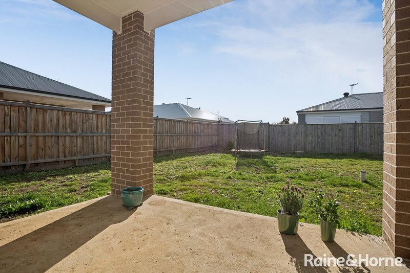 Photo - 10 Hanrahan Street, Gisborne VIC 3437 - Image 22