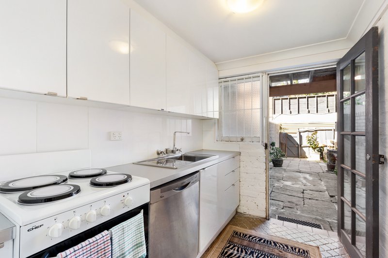 Photo - 10 Hargrave Street, Darlinghurst NSW 2010 - Image 4