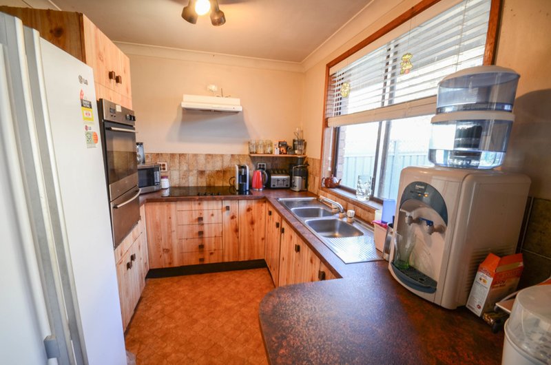 Photo - 10 Harley Street, Yanderra NSW 2574 - Image 3