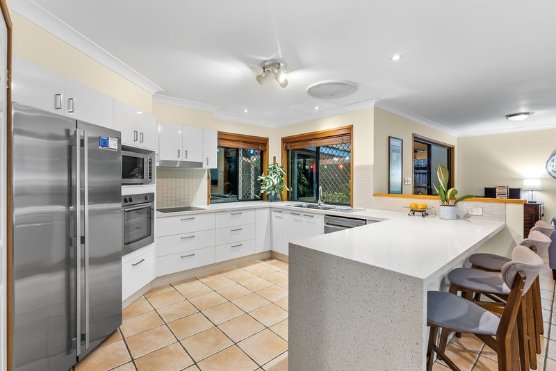 Photo - 10 Harold Court, Rothwell QLD 4022 - Image 6