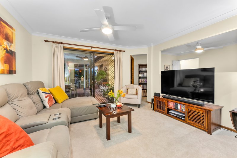 Photo - 10 Harold Court, Rothwell QLD 4022 - Image 12