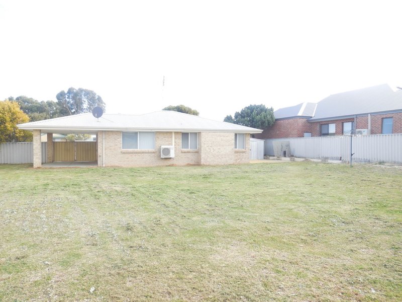 Photo - 10 Harper Drive, Ledge Point WA 6043 - Image 4