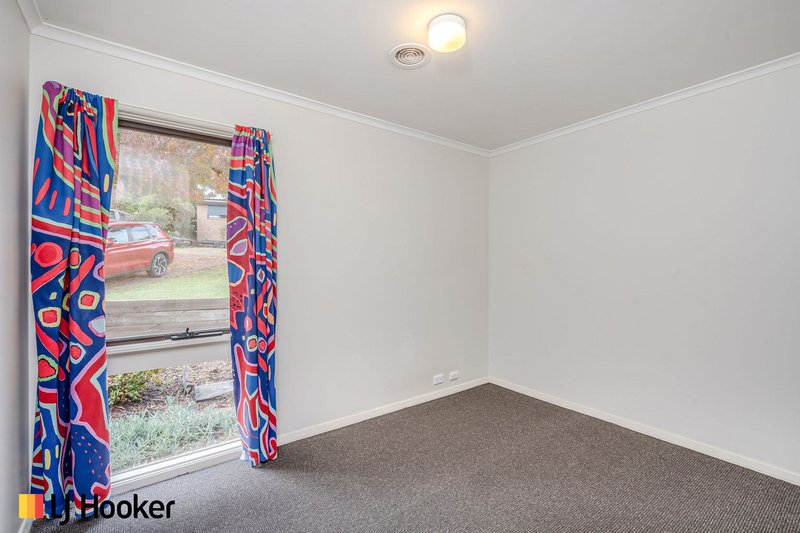 Photo - 10 Harper Street, Macgregor ACT 2615 - Image 6