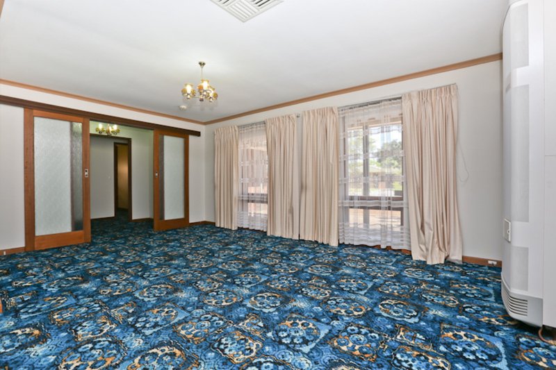 Photo - 10 Hart Street, Campbelltown SA 5074 - Image 4