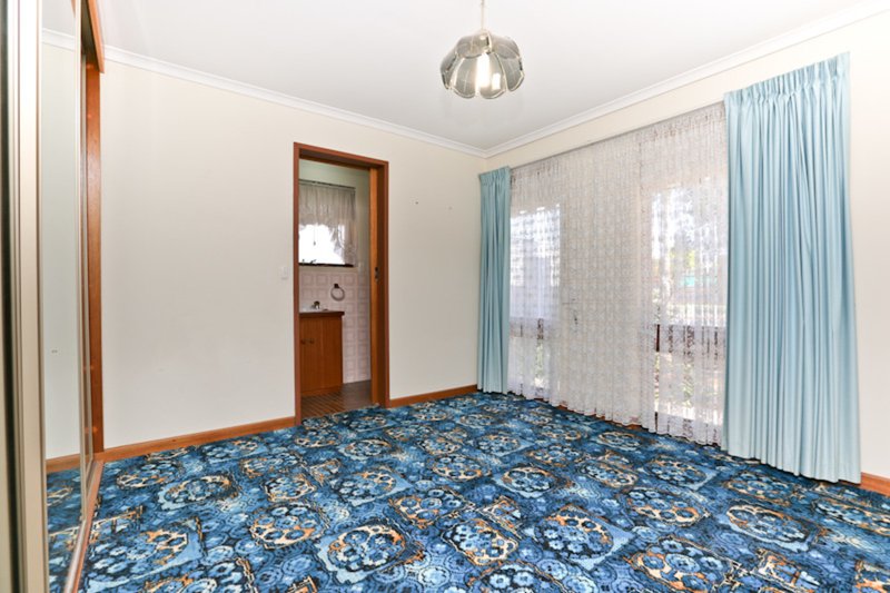 Photo - 10 Hart Street, Campbelltown SA 5074 - Image 5