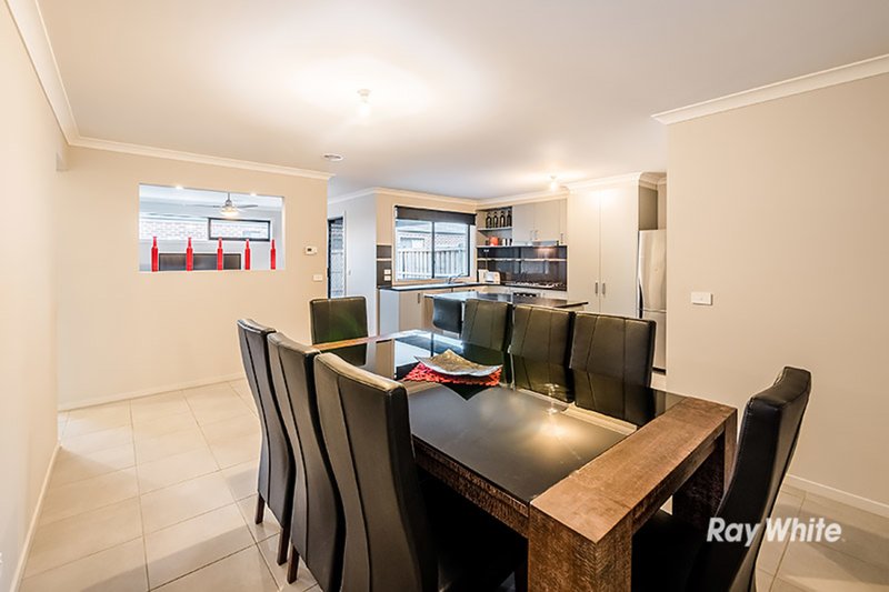 Photo - 10 Harvard Street, Cranbourne West VIC 3977 - Image 6