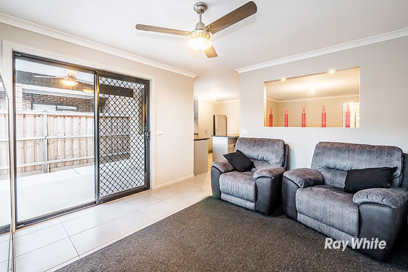 Photo - 10 Harvard Street, Cranbourne West VIC 3977 - Image 11