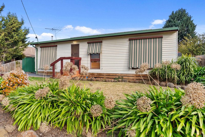 Photo - 10 Harvey Street, Darley VIC 3340 - Image 18