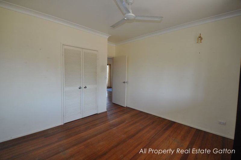 Photo - 10 Haslingden Road, Lockyer Waters QLD 4311 - Image 8