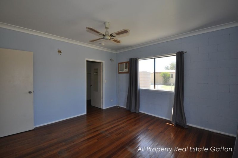 Photo - 10 Haslingden Road, Lockyer Waters QLD 4311 - Image 11