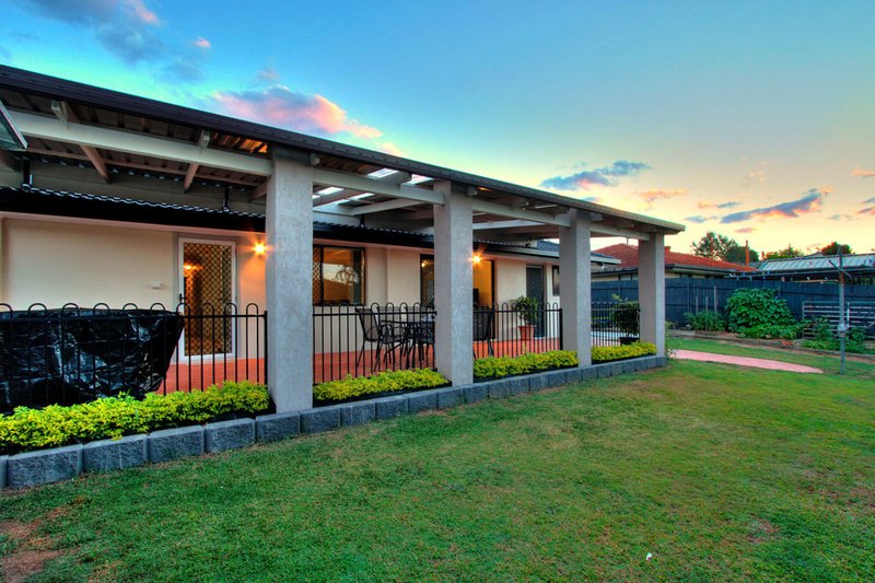 Photo - 10 Hawdon Crescent, Springwood QLD 4127 - Image 10