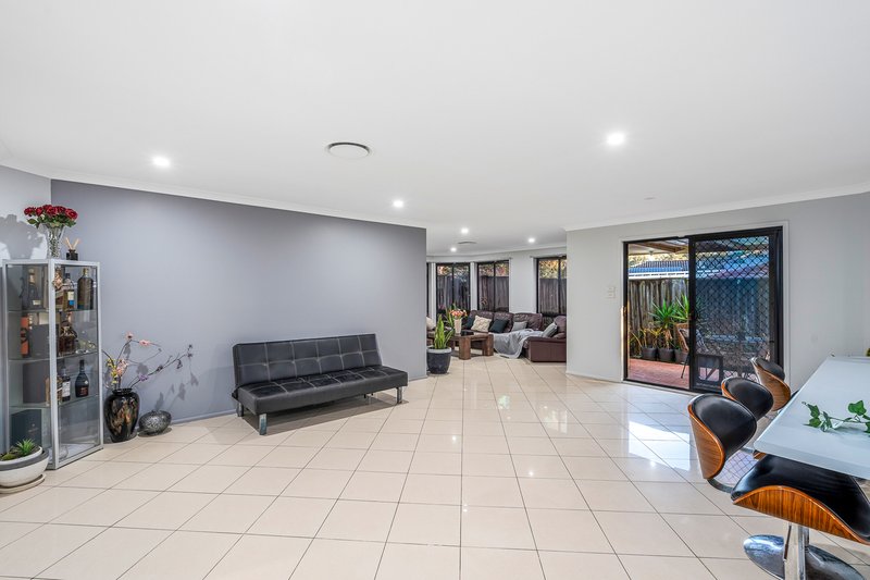 Photo - 10 Hazelton Avenue, Kellyville Ridge NSW 2155 - Image 6