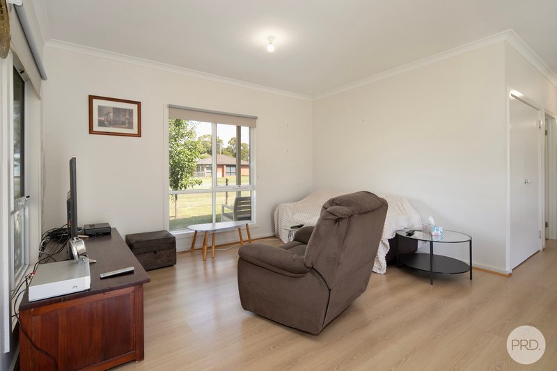 Photo - 10 Heales Street, Smythesdale VIC 3351 - Image 3