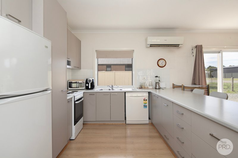 Photo - 10 Heales Street, Smythesdale VIC 3351 - Image 4