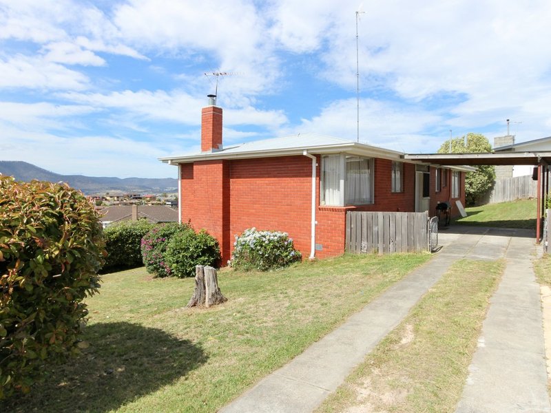 Photo - 10 Hearne Place, Glenorchy TAS 7010 - Image 2