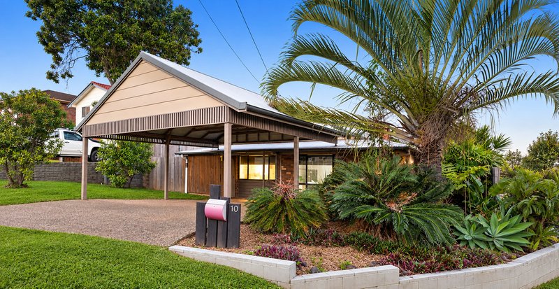 Photo - 10 Heatherlea Street, Brendale QLD 4500 - Image 1