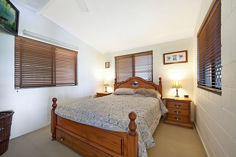 Photo - 10 Hedley Court, Mount Louisa QLD 4814 - Image 10