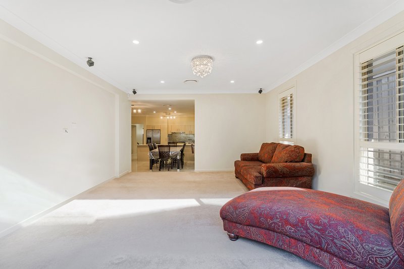 Photo - 10 Hemsworth Avenue, Middleton Grange NSW 2171 - Image 12