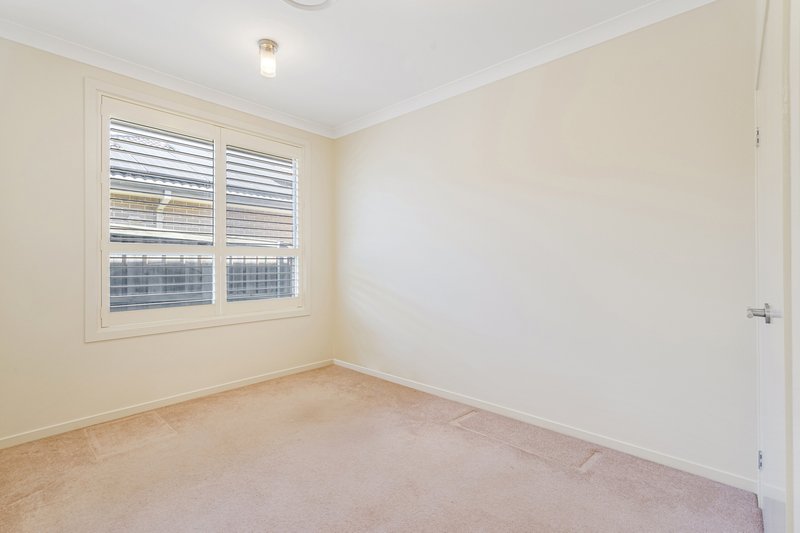 Photo - 10 Hemsworth Avenue, Middleton Grange NSW 2171 - Image 17