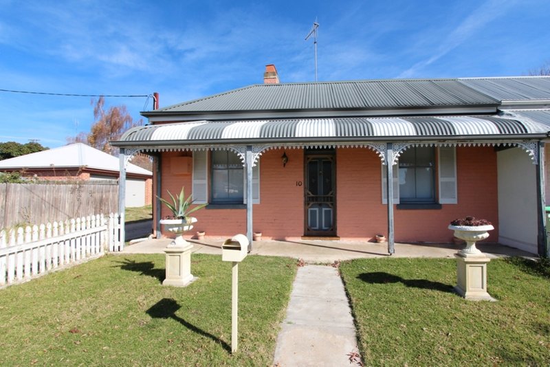 10 Henry Street, Bathurst NSW 2795