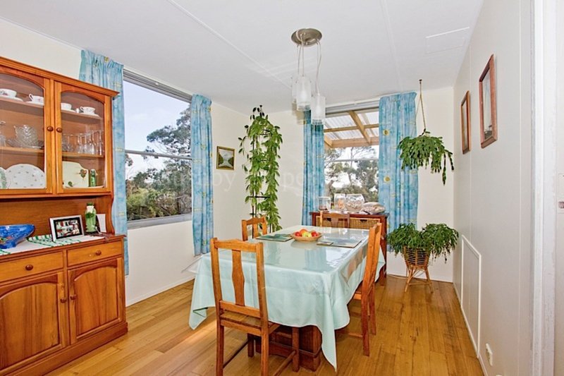 Photo - 10 Henry Street, Lulworth TAS 7252 - Image 6