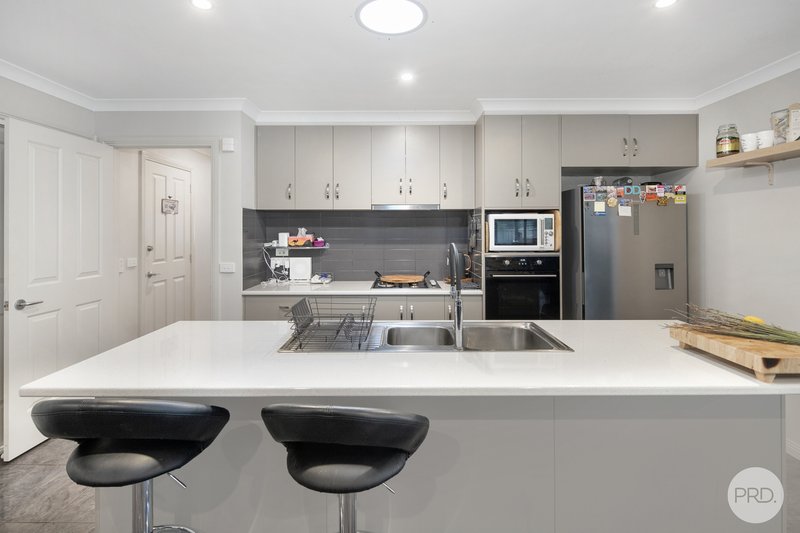 Photo - 10 Heppner Court, Sebastopol VIC 3356 - Image 5