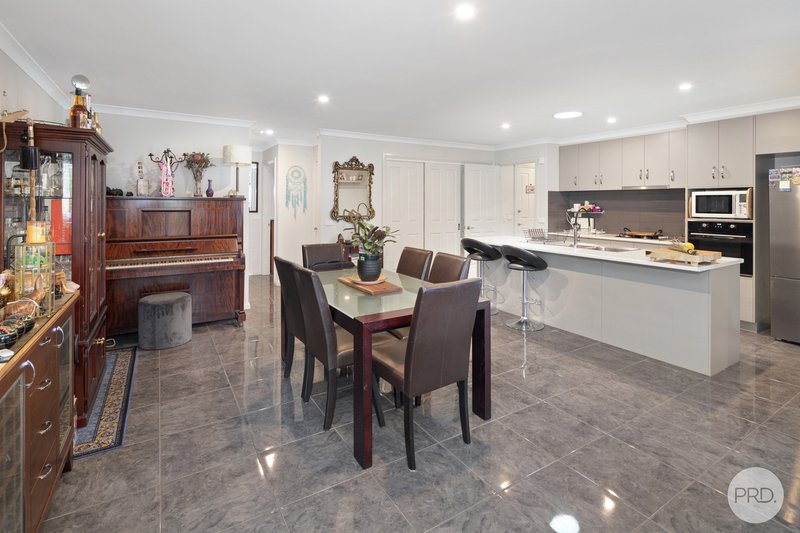 Photo - 10 Heppner Court, Sebastopol VIC 3356 - Image 6